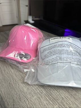 NWT Plain Baseball Caps - Pink & White